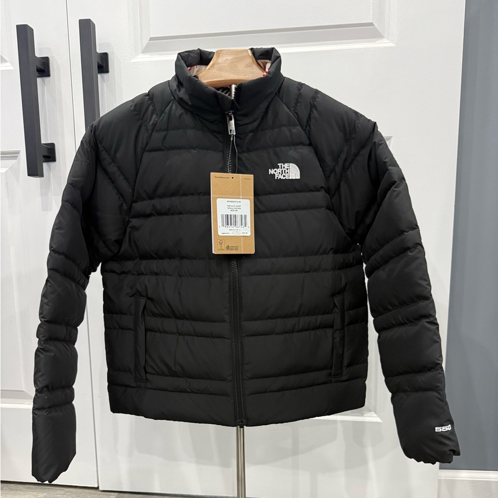 NWT The North Face Black and Red Teen Alpz Jacket